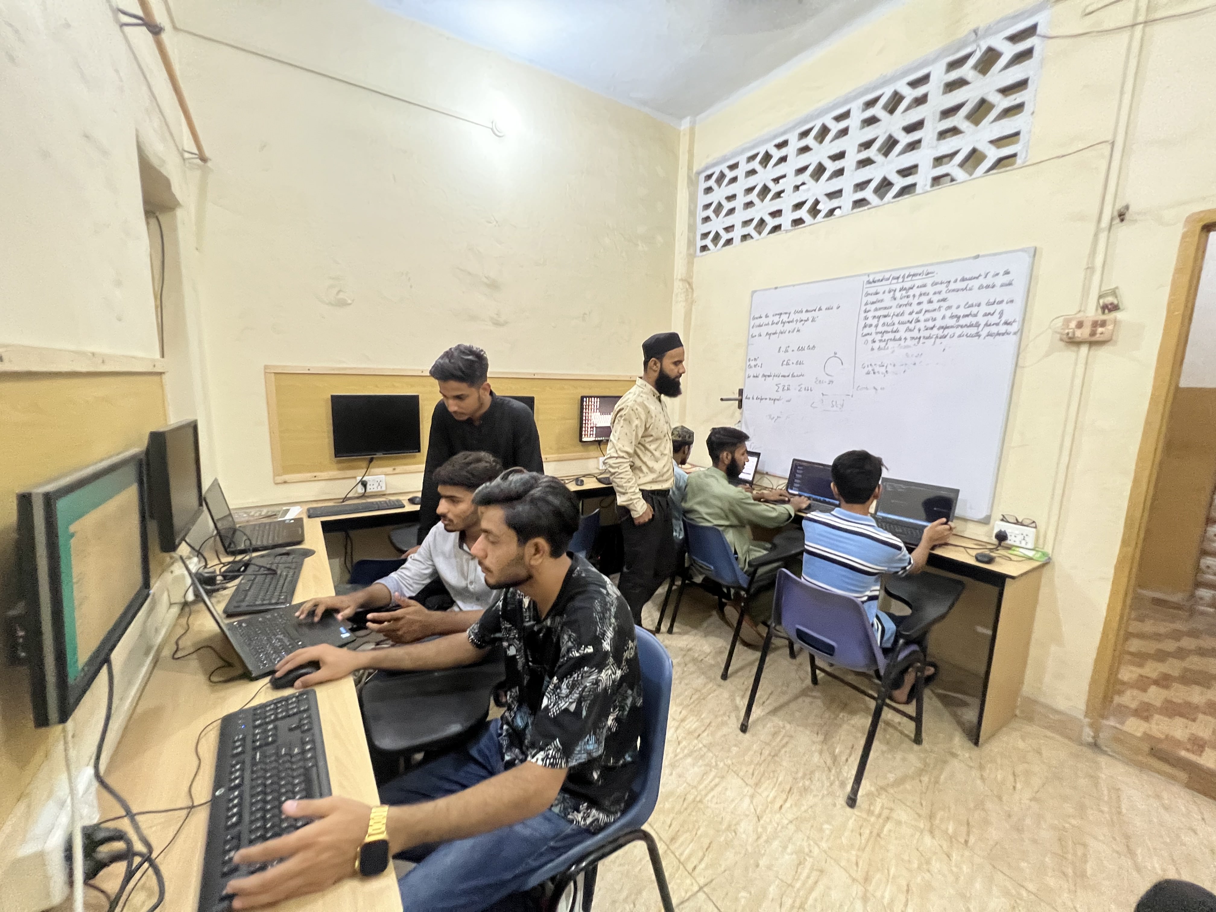 Techlogix | IT Institute